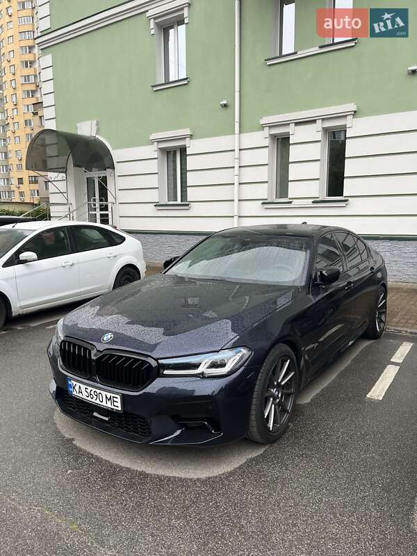 Седан BMW 5 Series 2017 в Києві