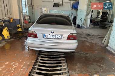 Седан BMW 5 Series 2002 в Николаеве