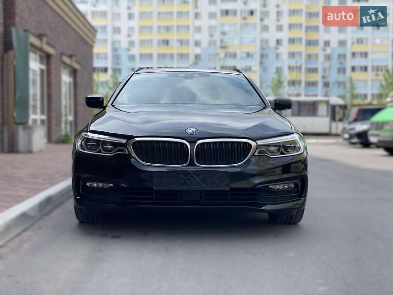 Универсал BMW 5 Series 2018 в Киеве