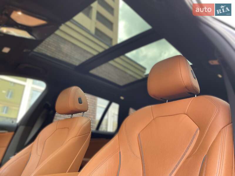 Универсал BMW 5 Series 2018 в Киеве