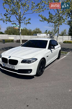 Седан BMW 5 Series 2016 в Днепре