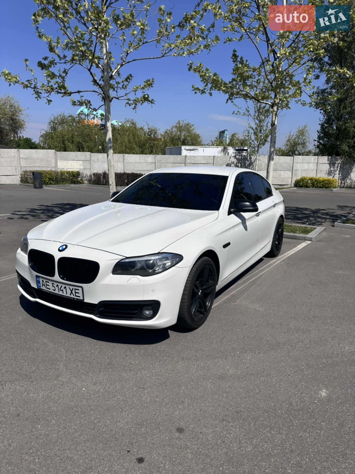 BMW 5 серії 2016 року