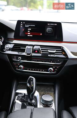 Седан BMW 5 Series 2017 в 
