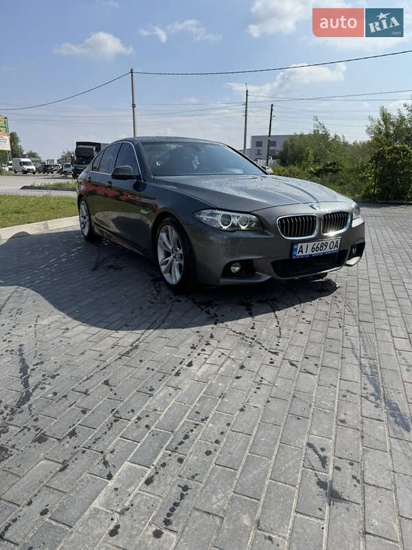 Седан BMW 5 Series 2013 в Ровно