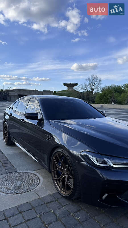 Седан BMW 5 Series 2018 в Киеве фото 12 Седан BMW 5 Series 2018 в Киеве