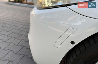 Седан BMW 5 Series 2012 в 