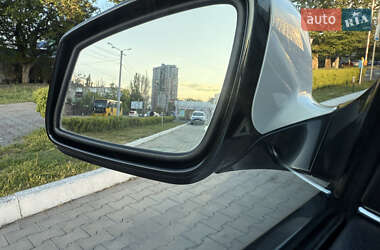 Седан BMW 5 Series 2012 в 