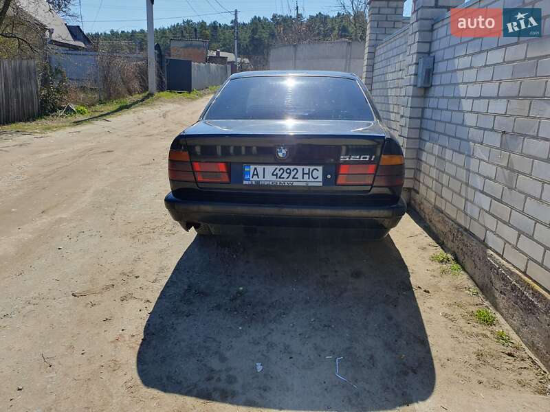 Седан BMW 5 Series 1992 в 