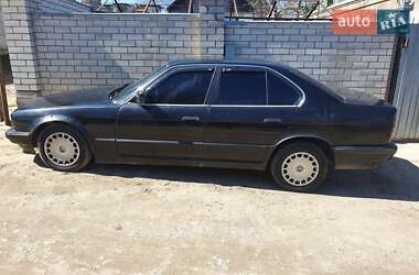 Седан BMW 5 Series 1992 в 