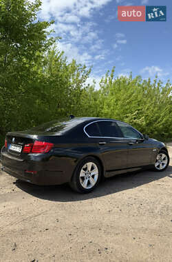Седан BMW 5 Series 2013 в 