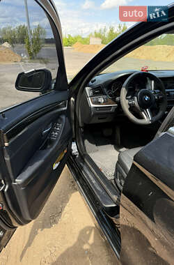 Седан BMW 5 Series 2013 в 