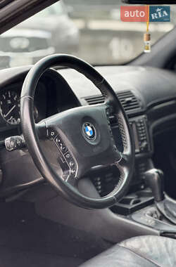Седан BMW 5 Series 2002 в 