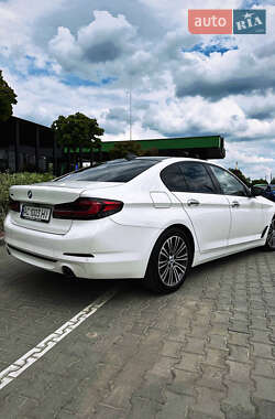 Седан BMW 5 Series 2018 в Хмельницькому