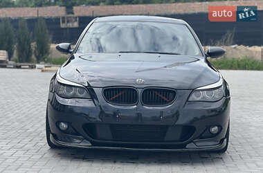 Седан BMW 5 Series 2003 в Рівному