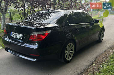 Седан BMW 5 Series 2004 в 