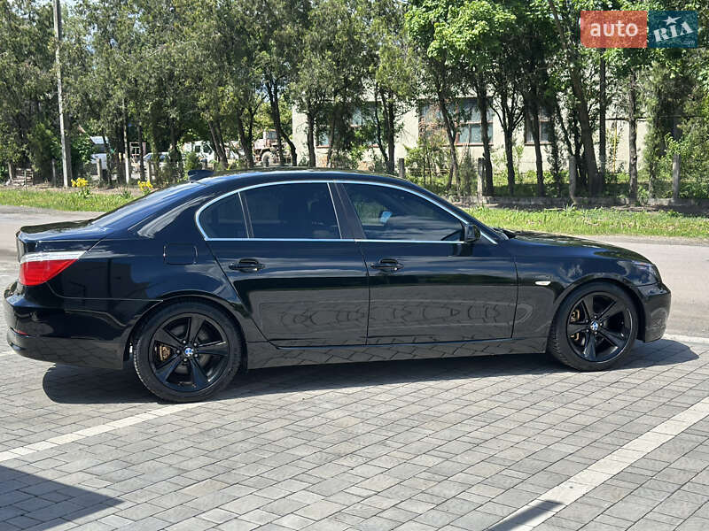 Седан BMW 5 Series 2009 в Ужгороде