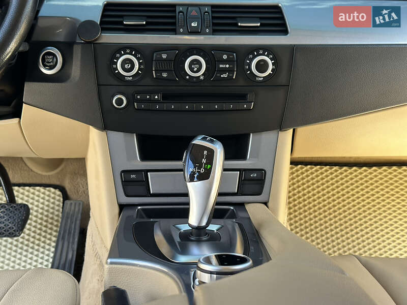 Седан BMW 5 Series 2009 в Ужгороде