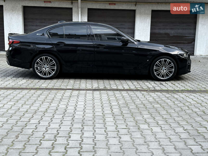 Седан BMW 5 Series 2017 в Києві