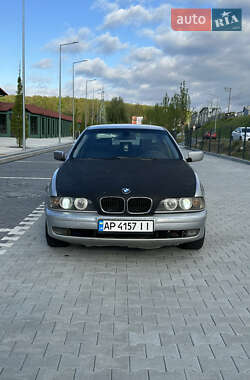 Седан BMW 5 Series 2001 в Ірпені