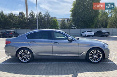 Седан BMW 5 Series 2019 в 