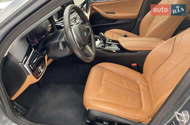 Седан BMW 5 Series 2019 в 