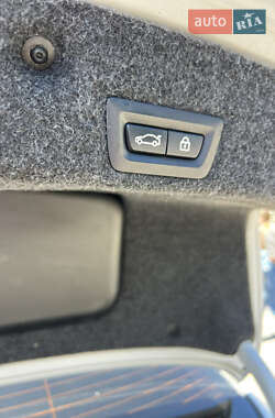 Седан BMW 5 Series 2010 в 