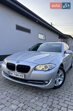Седан BMW 5 Series 2011 в 