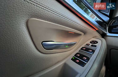 Седан BMW 5 Series 2011 в 