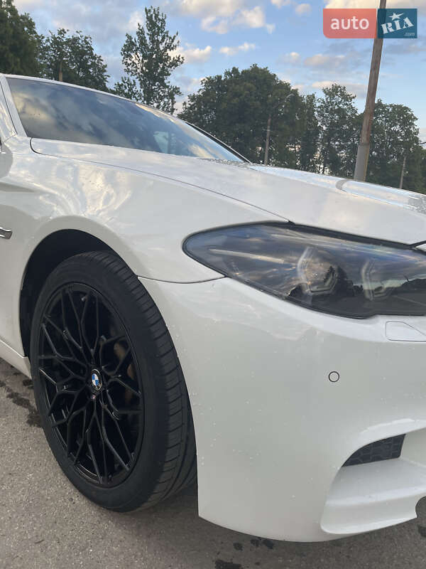Седан BMW 5 Series 2014 в Ивано-Франковске