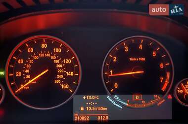 Седан BMW 5 Series 2012 в 