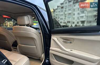 Седан BMW 5 Series 2012 в 