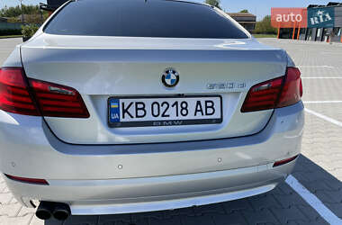 Седан BMW 5 Series 2011 в 