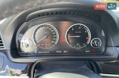 Седан BMW 5 Series 2011 в 