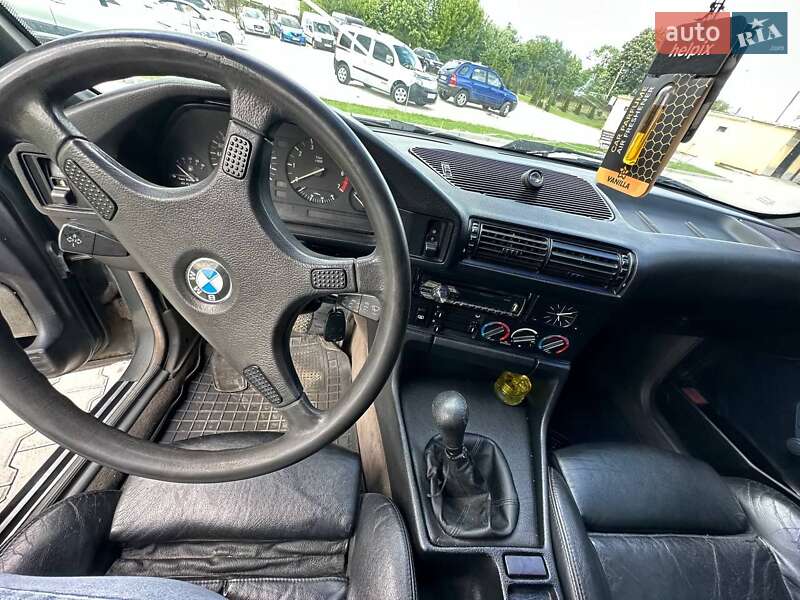 Седан BMW 5 Series 1990 в Шумську