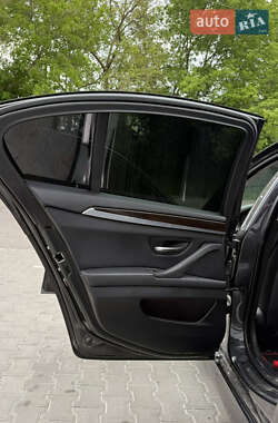 Седан BMW 5 Series 2013 в 