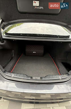 Седан BMW 5 Series 2013 в 