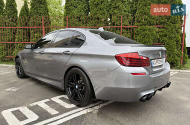 Седан BMW 5 Series 2013 в 