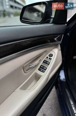 Седан BMW 5 Series 2012 в 