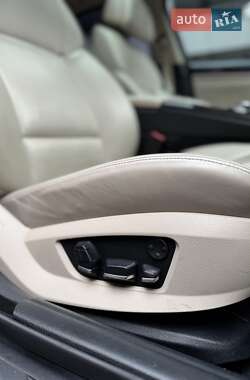 Седан BMW 5 Series 2012 в 