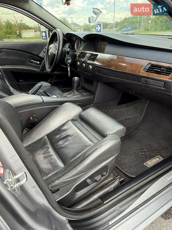 Седан BMW 5 Series 2003 в Золотоноше