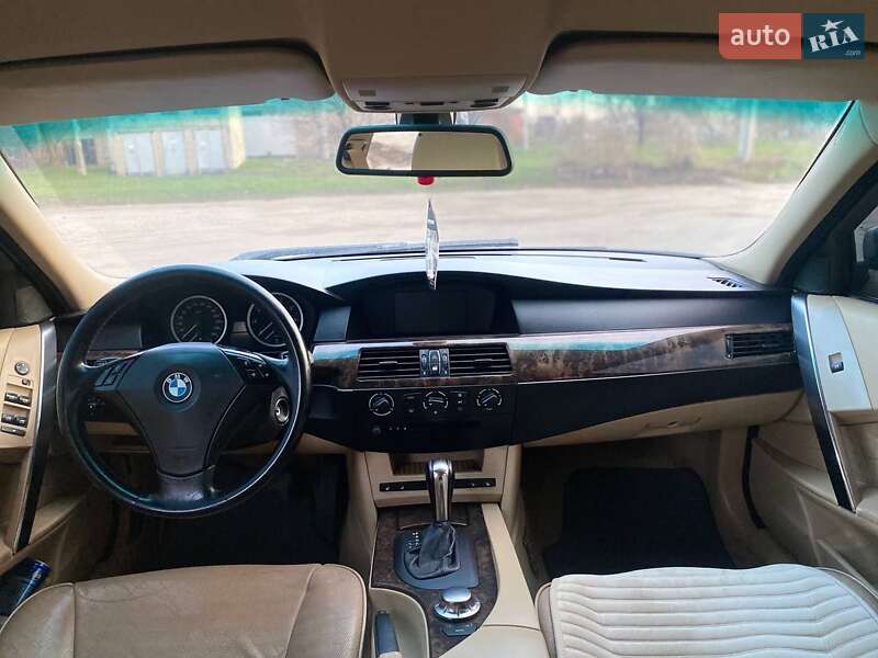 Седан BMW 5 Series 2003 в Харькове