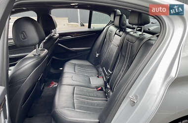 Седан BMW 5 Series 2018 в 