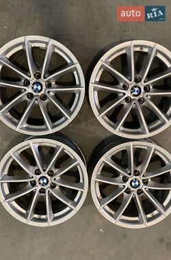 Седан BMW 5 Series 2012 в 