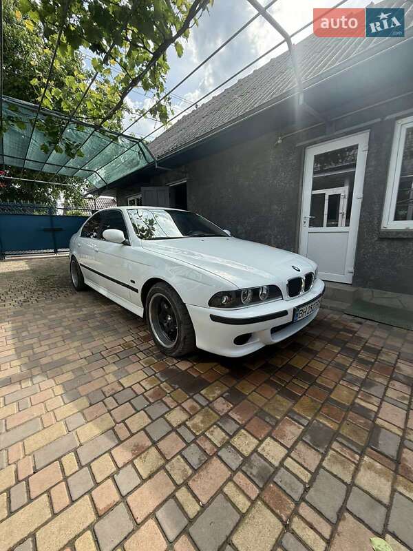 BMW 5 Series 1999