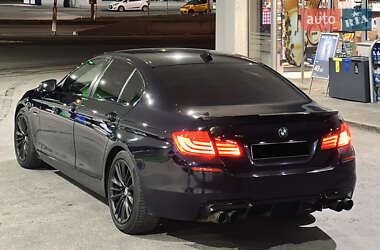 Седан BMW 5 Series 2010 в 