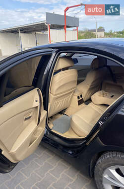 Седан BMW 5 Series 2004 в  фото 8 Седан BMW 5 Series 2004 в