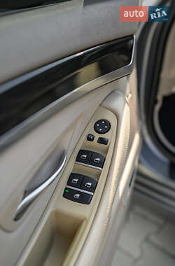 Седан BMW 5 Series 2013 в 