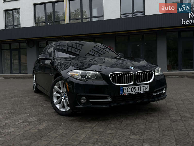 Седан BMW 5 Series 2015 в Новояворівську