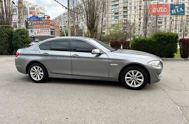 Седан BMW 5 Series 2011 в 