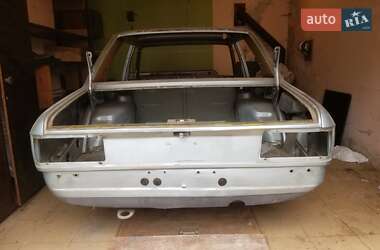 Седан BMW 5 Series 1981 в Львові